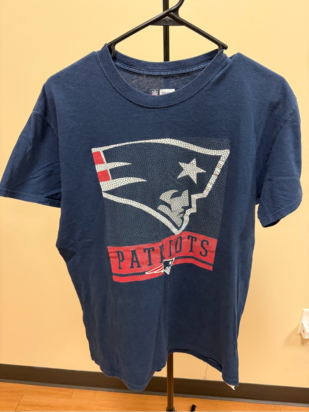 NFL Team Apparel New England Patriots Tee - M
